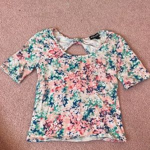 Floral Top with Bow Size Small